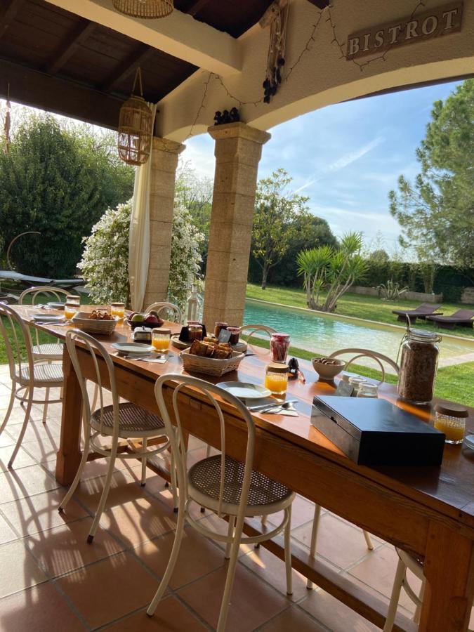 Le Patio, Chambres D Hotes Pour Adultes En Camargue, Possibilite De Naturisme A La Piscine, Aimargues Eksteriør bilde